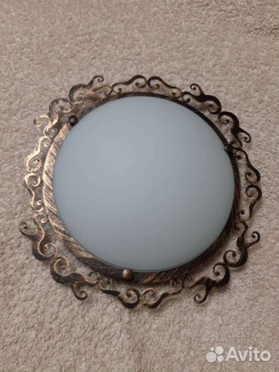 Светильник потолочный и настенный