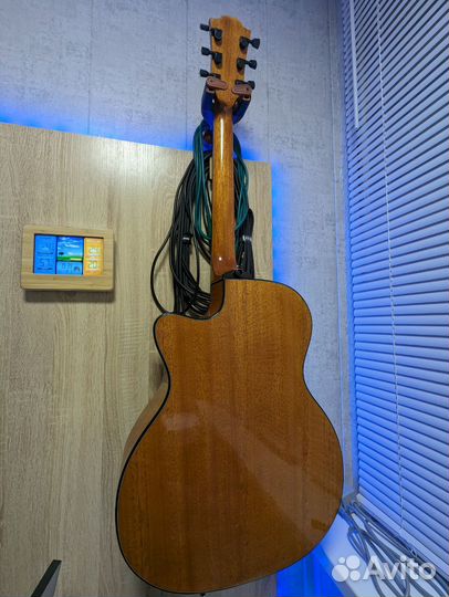 Электроакустическая гитара Lag Tramontane
