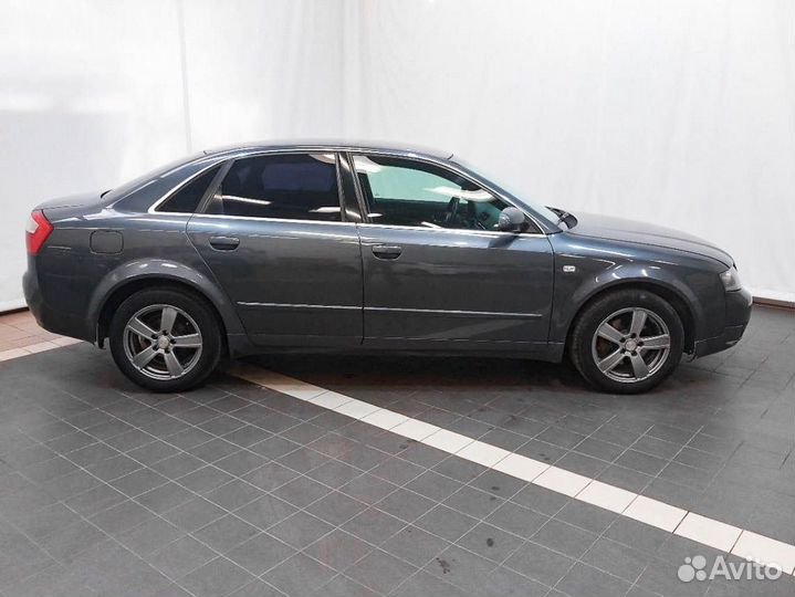 Audi A4, 2002
