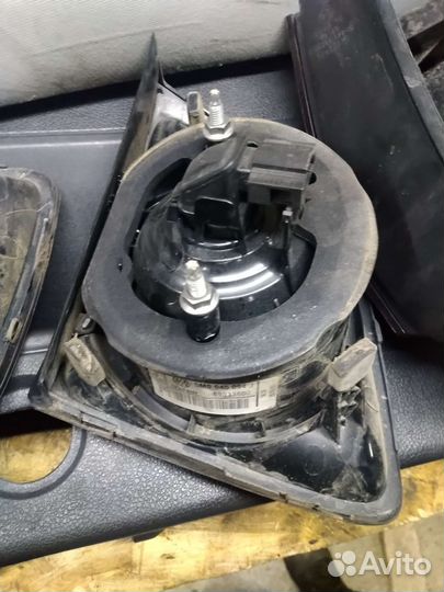 Задние фонари volkswagen golf plus