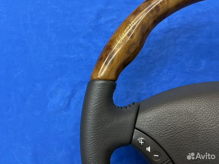 Руль Clazzio с косточкой дерево Land Cruiser 100