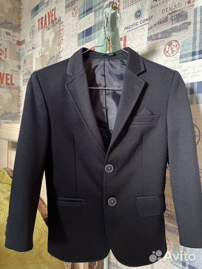 Пиджак на мальчика 128 Armani