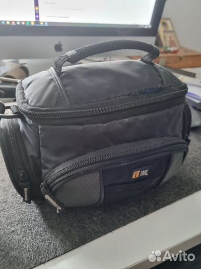 Зеркальный фотоаппарат Фотоаппарат Canon EOS 1000D