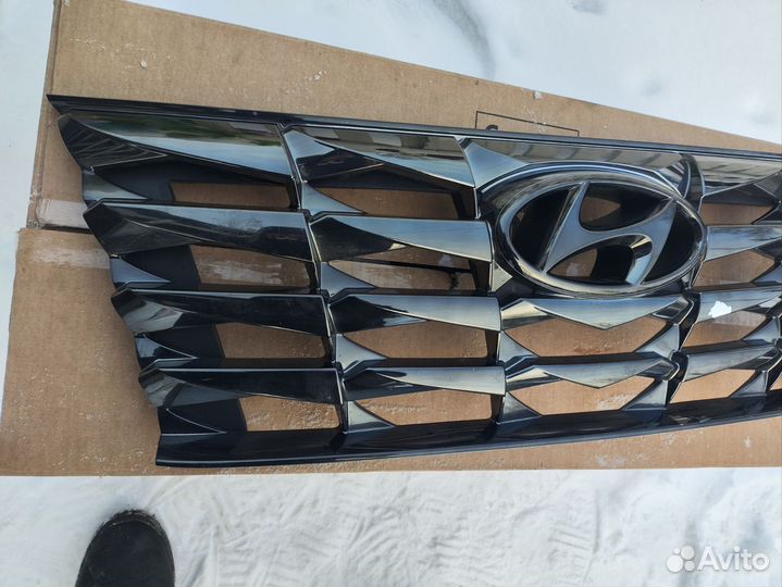 Решетка радиатора Hyundai Tucson 4 NX4 2020-Нв