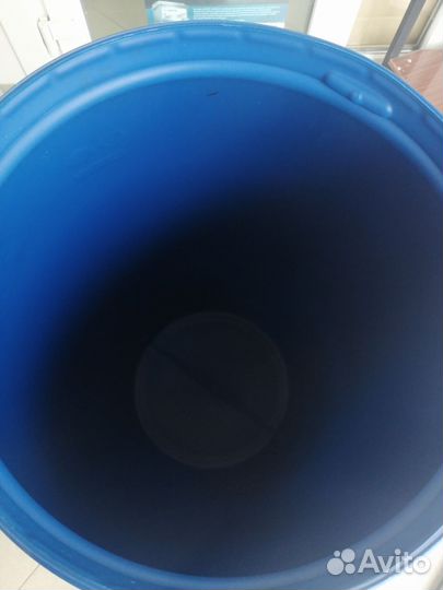 Бочка пластиковая бу 227