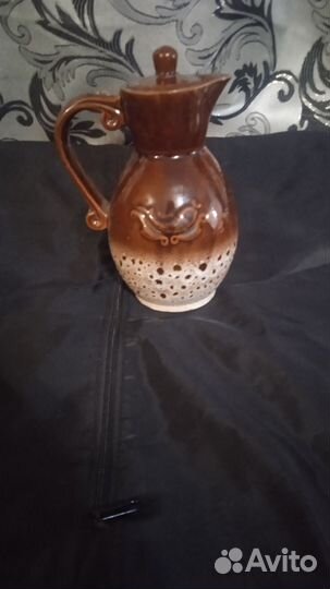 Глиняный кувшин