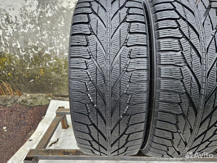 Nokian Tyres Hakkapeliitta R2 SUV 225/60 R17 103R