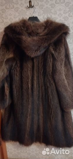 Продам шубу енотовую