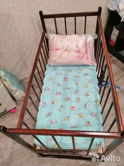 Детская кроватка