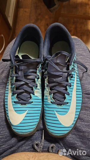 Бутсы для футзала Nike