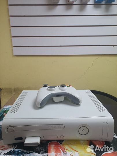Xbox 360 + геймпад