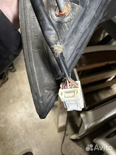 Зеркало правое Nissan Almera G15