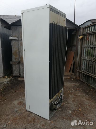 Холодильник бу indesit