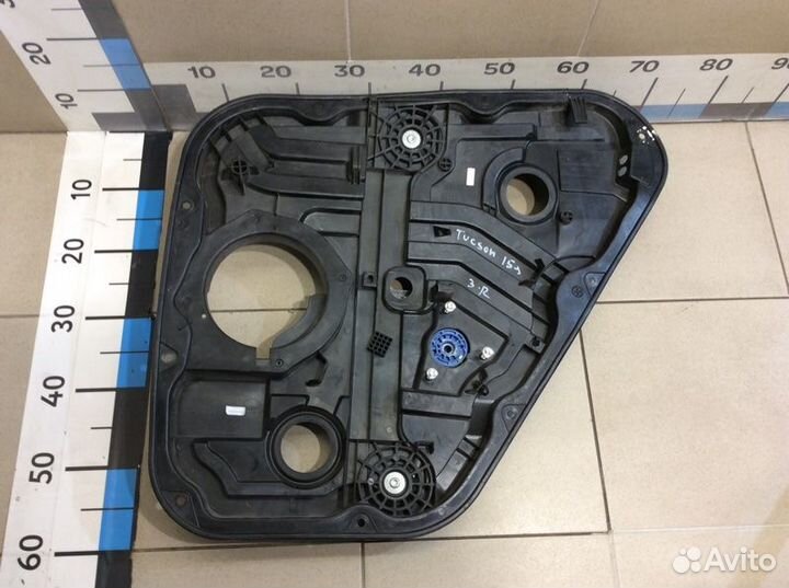 Стеклоподъемник электрический задний правый