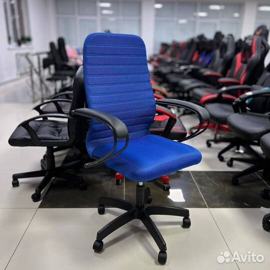 Офисное кресло SU-C-10/подл.100/осн.001 (цвета)