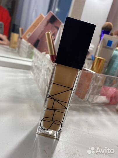 Тональный крем nars