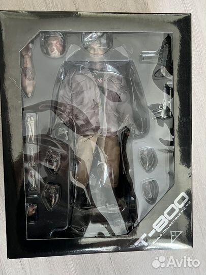 Hot toys terminator