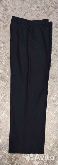 Продам школьный костюм