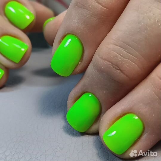 Маникюр, педикюр, наращивание ногтей