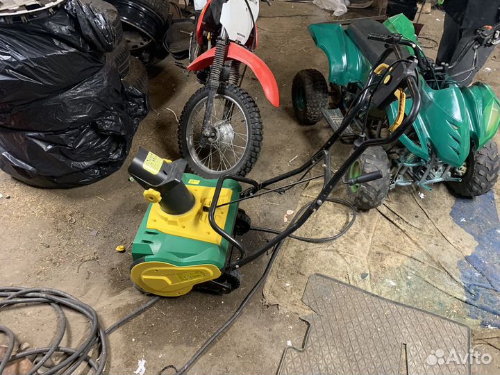 Снегоуборщик электрический