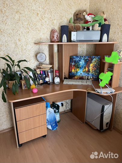 Компьютерный стол бу с тумбочкой