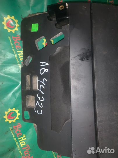 Бардачок Audi A8 D3 седан 1997