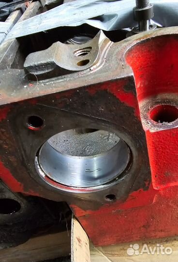 Головка блока цилиндров (ГБЦ) в сборе cummins ISX контрактная б/у