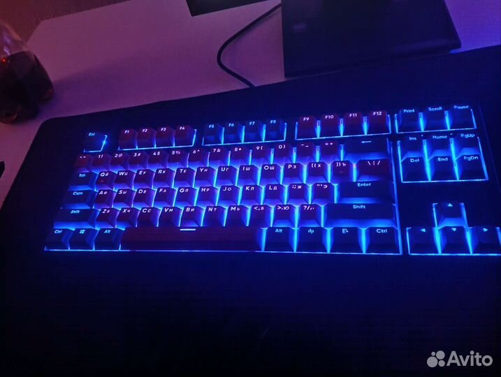 Игровая клавиатура с подсветкой Red square