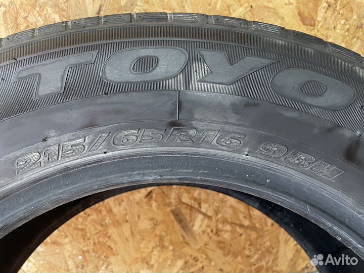 Toyo Proxes CF2 215/65 R16 98H