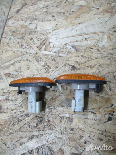 Повторитель в крыло Ниссан Патрол Y 61