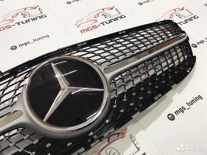 Решетка CLS W218 Diamond Silver Дистроник