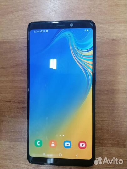 Samsung Galaxy A9 (2018), 6/128 ГБ