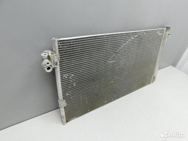 Радиатор кондиционера (конденсер) BMW 5-Series/M5