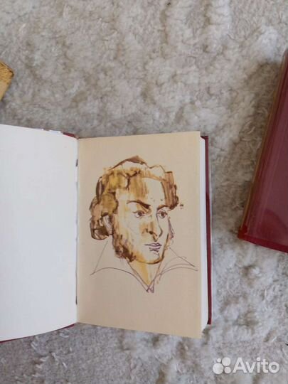 Миниатюрное коллекционное издание русской поэзии