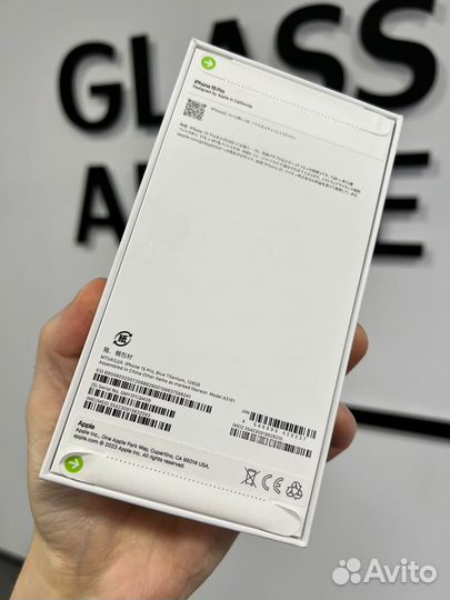 iPhone 15 Pro, 128 ГБ