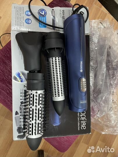 Фен-щетка Vitek VT-8237 B