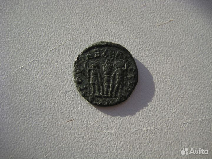 Античная древняя Римская монета (3 и 5)