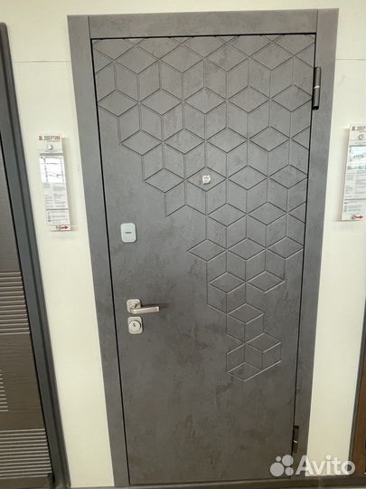 Новая входная дверь с бесплатной установкой