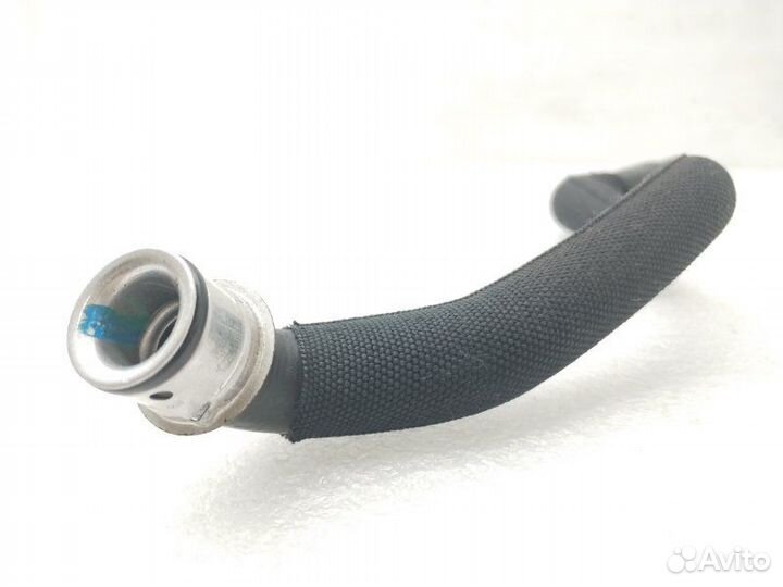 Патрубок системы охлаждения Mercedes-Benz