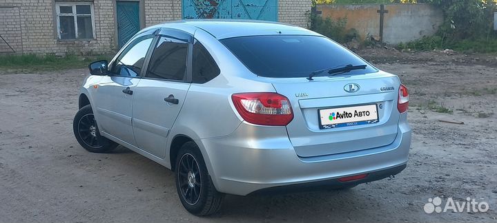 LADA Granta 1.6 МТ, 2015, 107 500 км