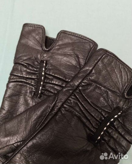 Кожаные перчатки