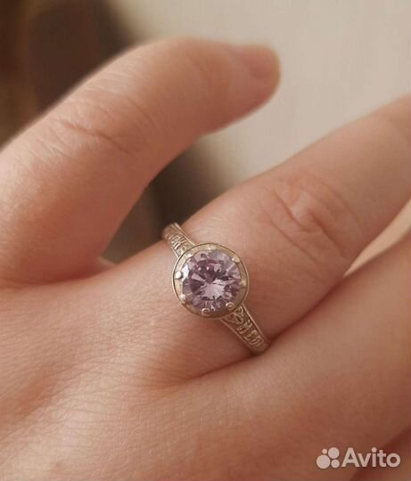 Серебряное кольцо