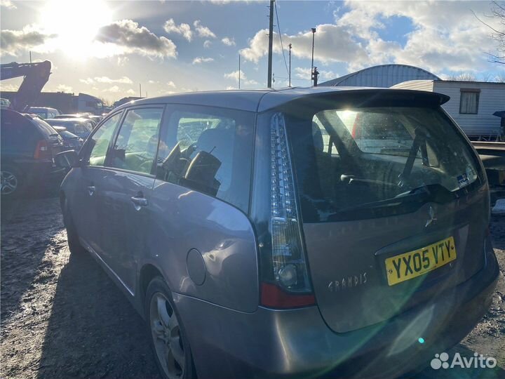 Разбор на запчасти Mitsubishi Grandis