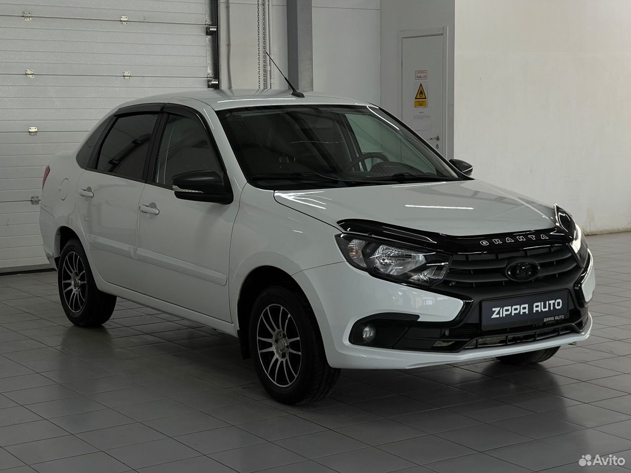 ВАЗ (LADA) Granta 1.6 MT, 2020, 172 220 км