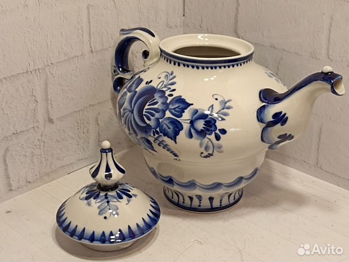 Авторский чайник. Гжель 1,5 л