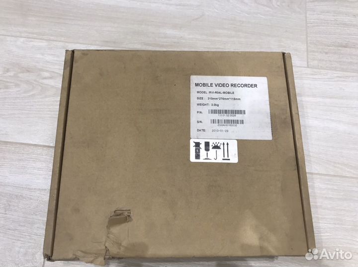 Автомобильный видеорегистратор RVI R04L
