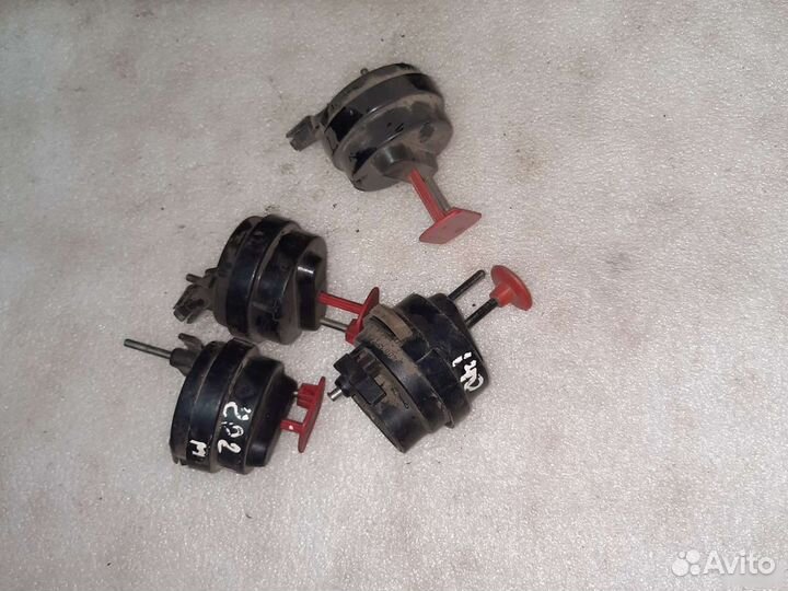 Замок лючка бензобака Mercedes Benz W202