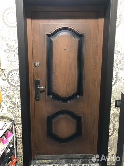 Дверь входная металлическая