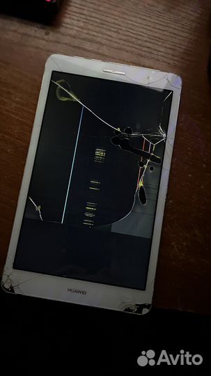 Планшет huawei mediapad t3 (разбит экран)