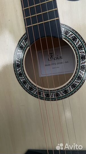 Гитара новая